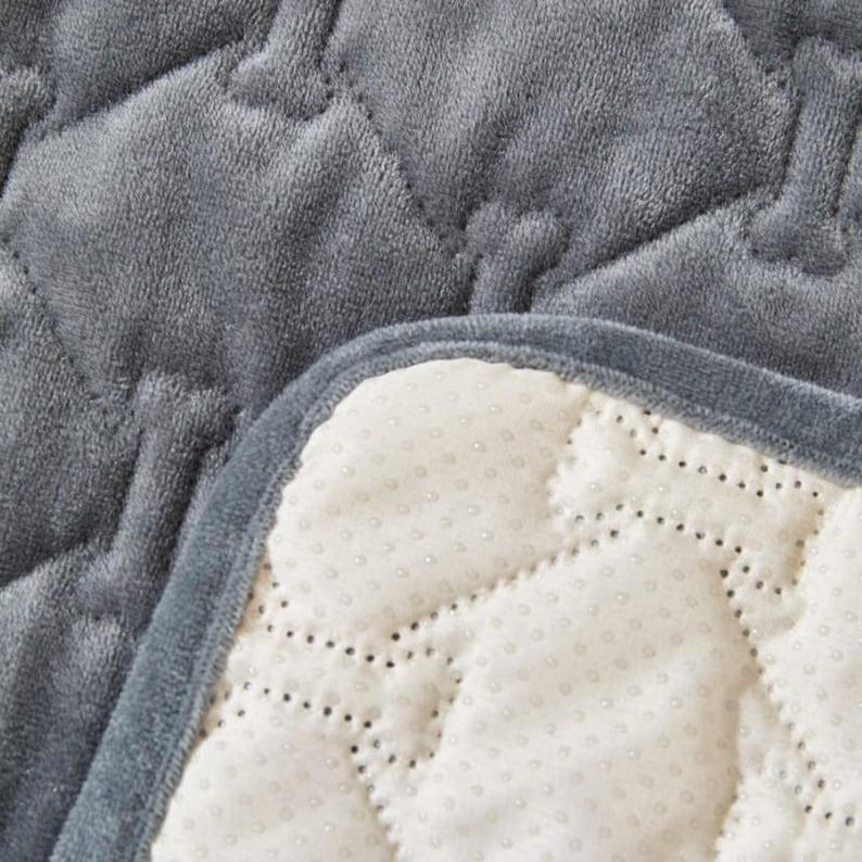 Plush Pet Bed Sofa Cover: Washable Non-Slip Couch Protector