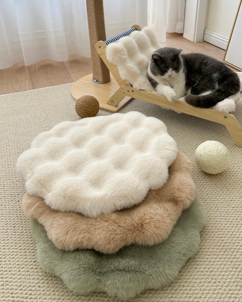 Zoilapethouse Plush Pet Bed – Soft Rabbit Fur Blanket Mat for Cats - Dogs – Warm Winter Cushion Round & Rectangular