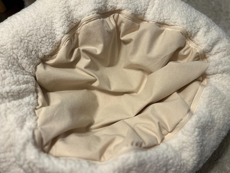 Fluffy Sherpa Donut Pet Bed: Plush Round Cat & Small Dog Bed