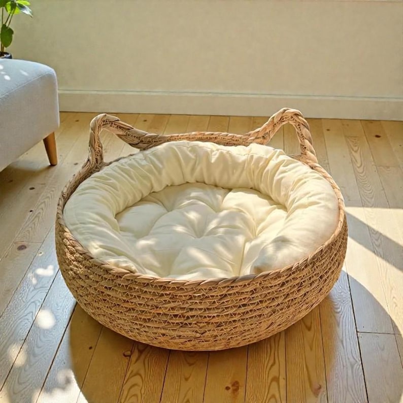 Handcrafted Rattan Woven Pet Bed, Cozy Cat Basket & Soft Dog Lounger, Soft Round Donut Design with Washable Cushion for Cats and Dogs