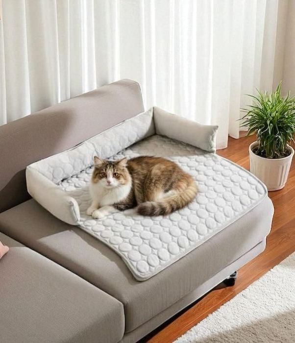 Cosy Pet Mat Sofa Cover : Breathable Non-Slip Bed for Dogs and Cats