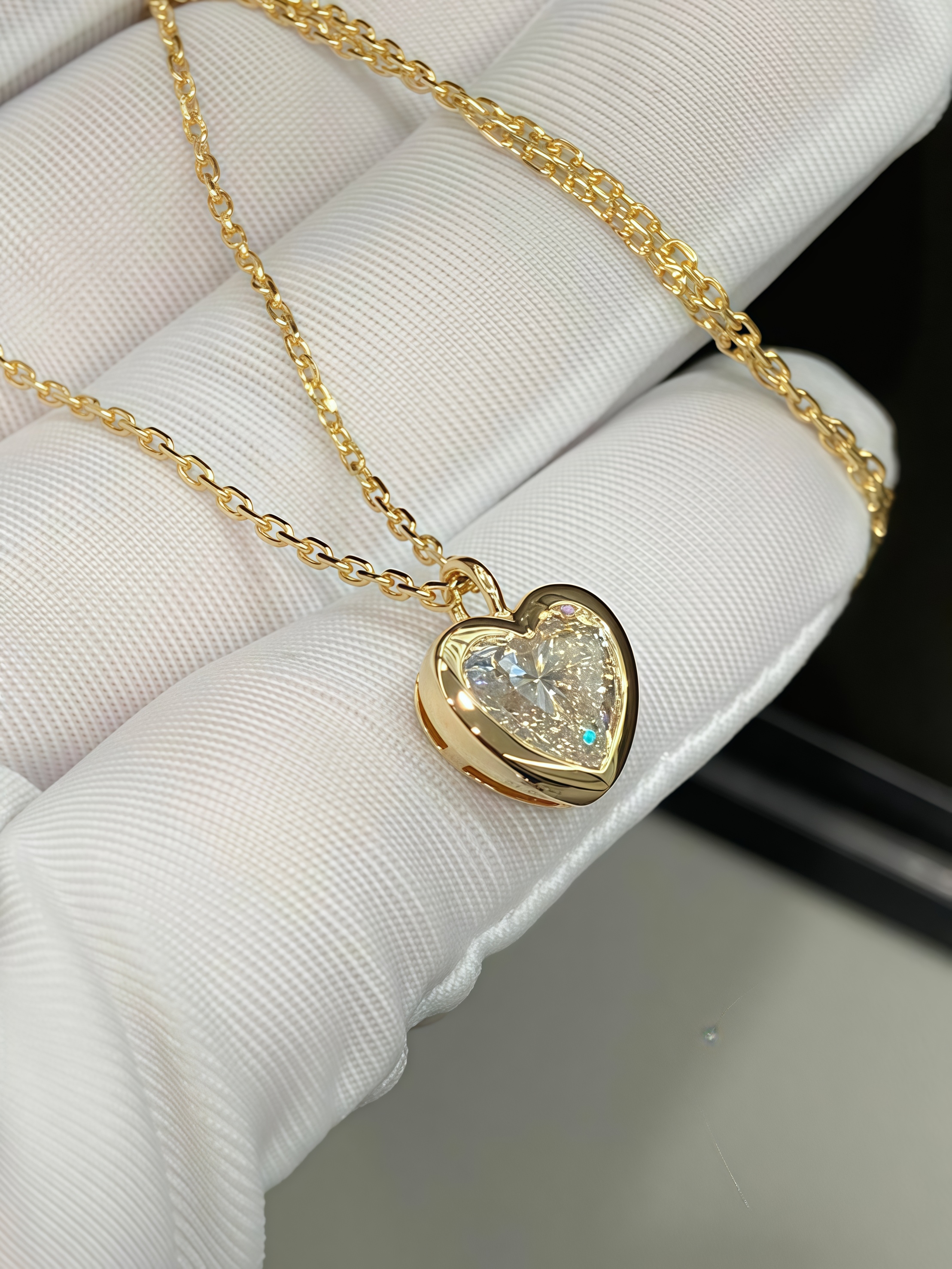 1.5 Carat Heart Shape Lab Diamond Solitaire Women Necklace 18K Gold Bezel Set