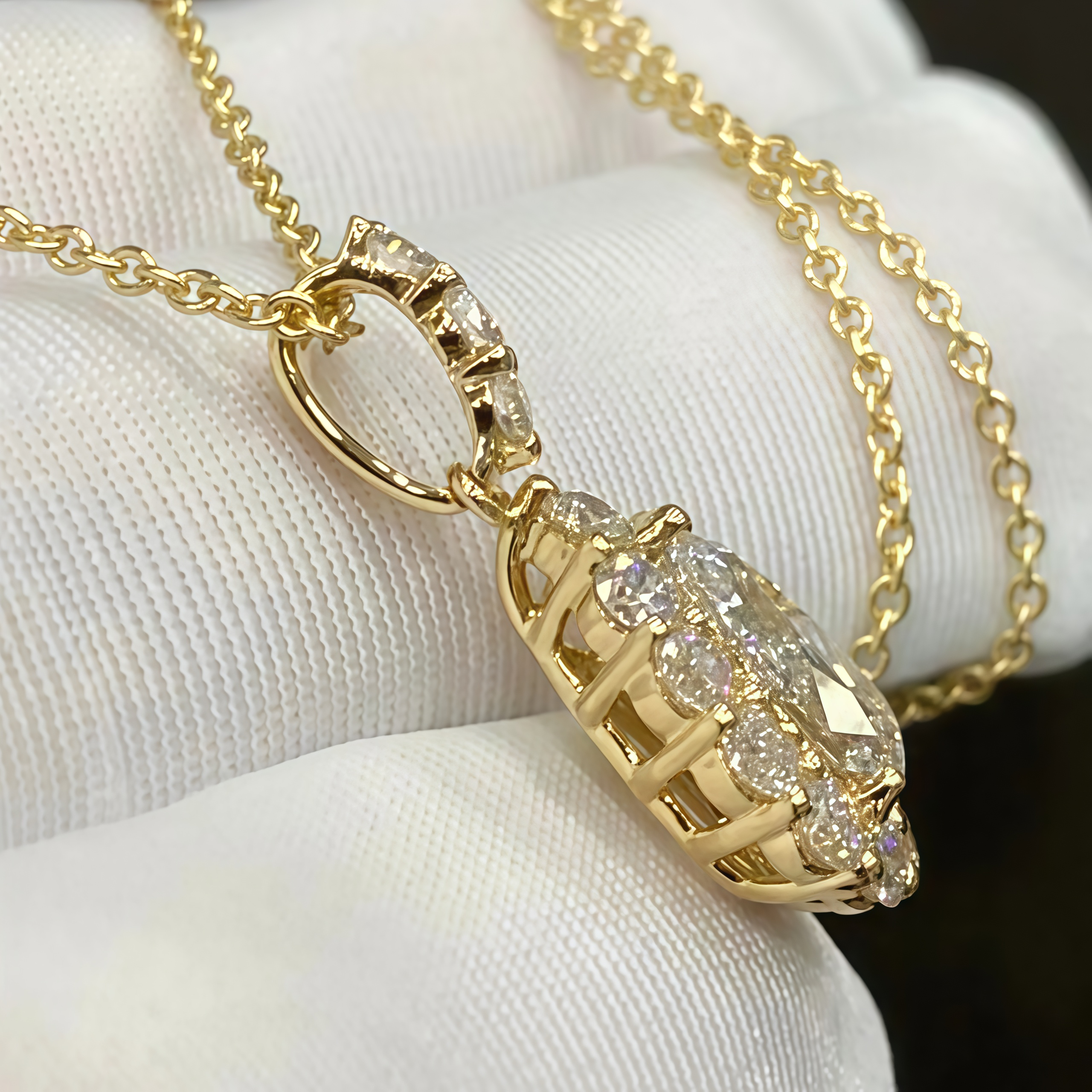 1 Carat Pear Cut Lab-Grown Diamond Pendant Halo Set
