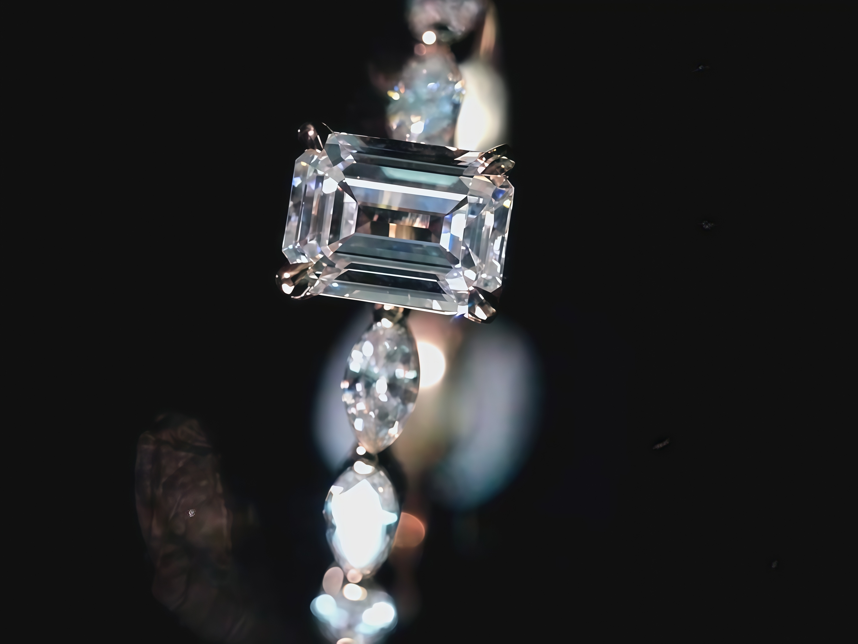 0.8CT Emerald Cut Lab Diamond Marquise Side Stone Engagement Ring
