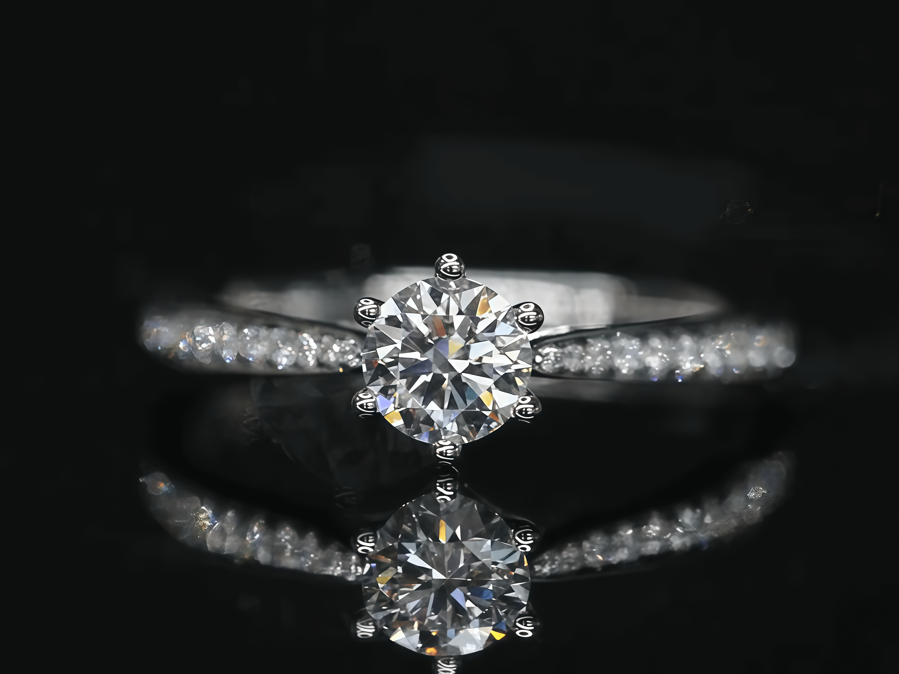 Timeless 0.7ct Lab-Grown Diamond Ring in 18K Gold