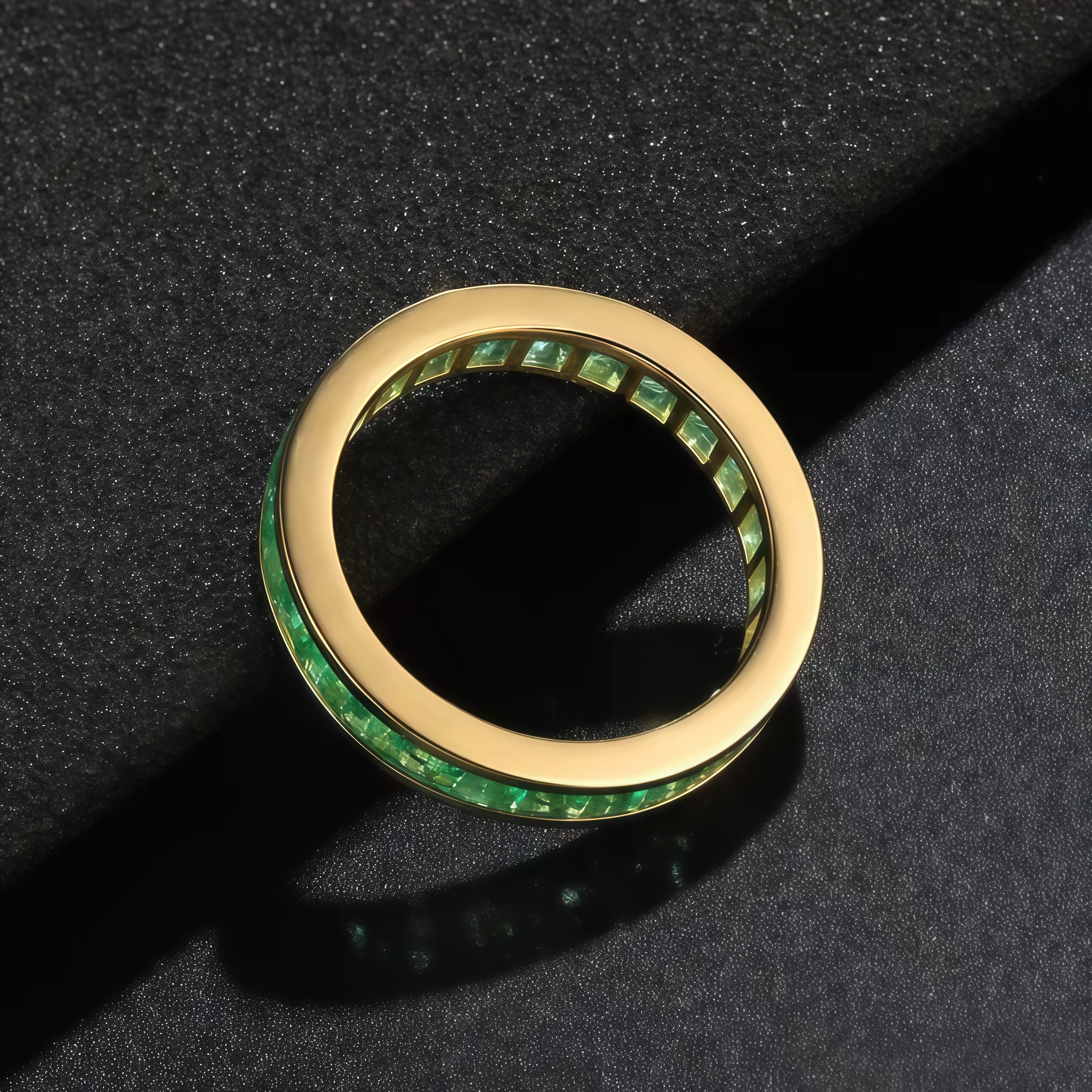 NOZBO Emerald-Cut Ring Band in 18K Yellow Gold