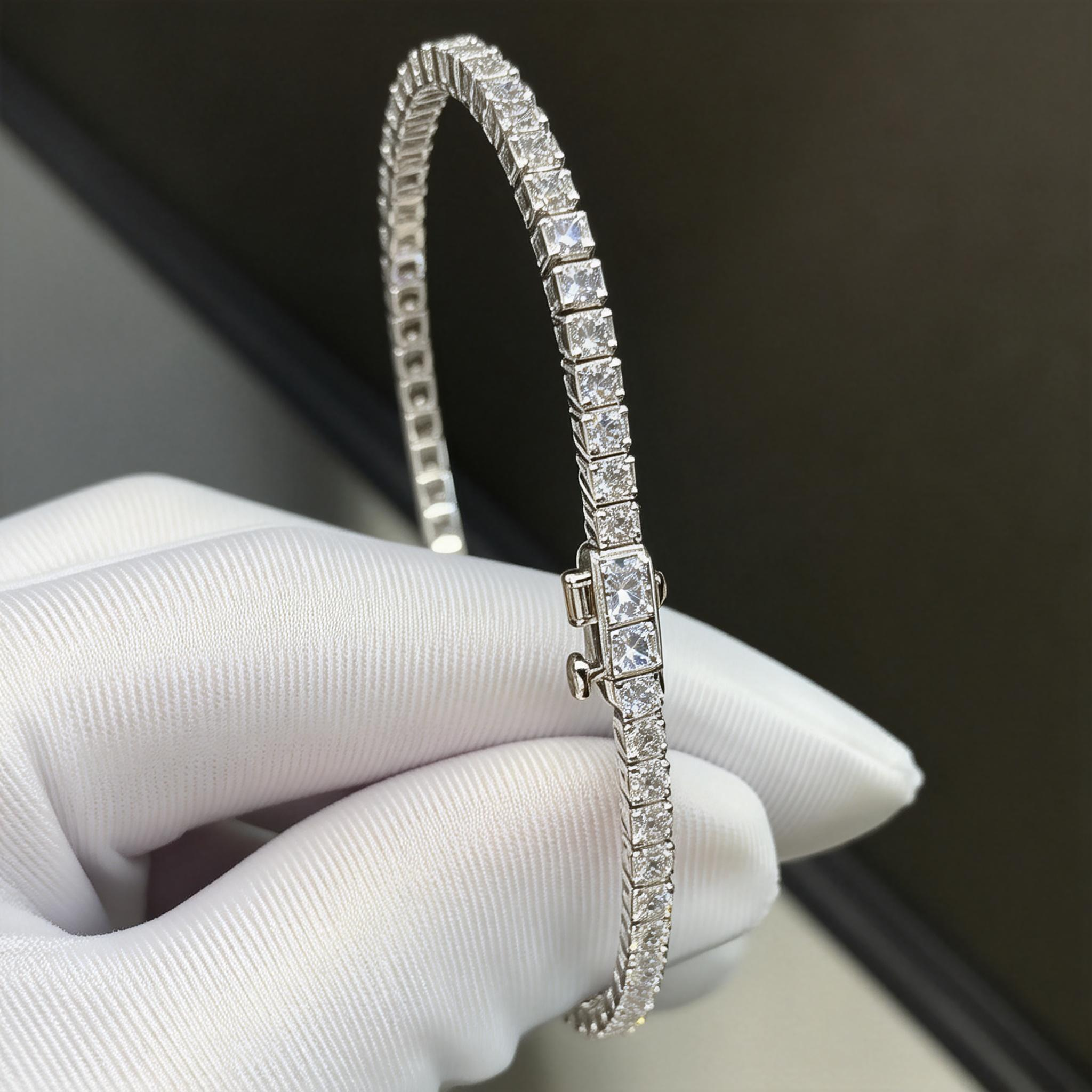 Each 0.05-carat Round Lab Grown Diamond Tennis Bracelet