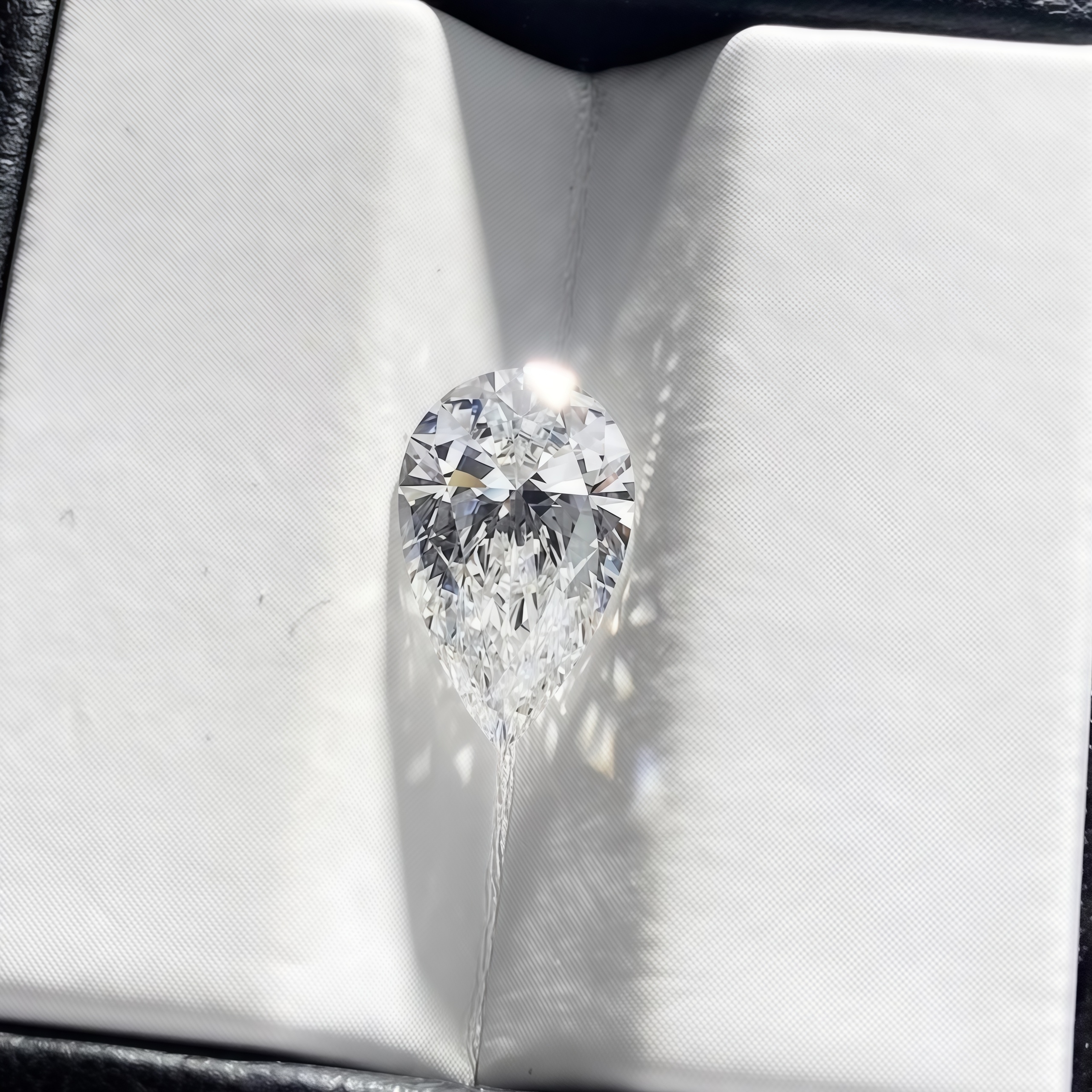 Lab-Grown 2.04 Carat D-VS1 Pear Diamond