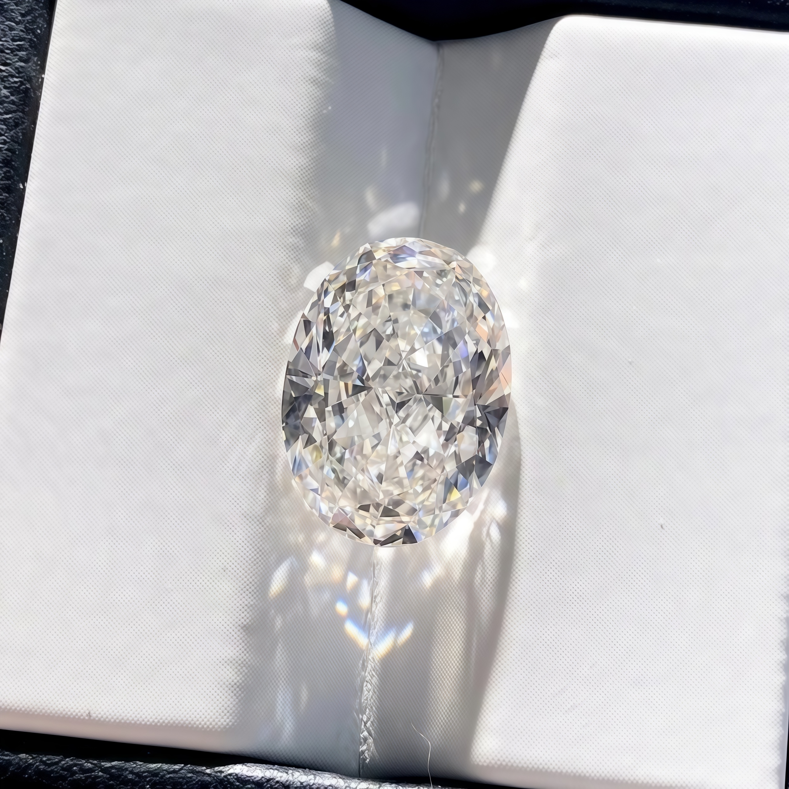 Lab-Grown 5.25 Carat G-VS1 Oval Diamond