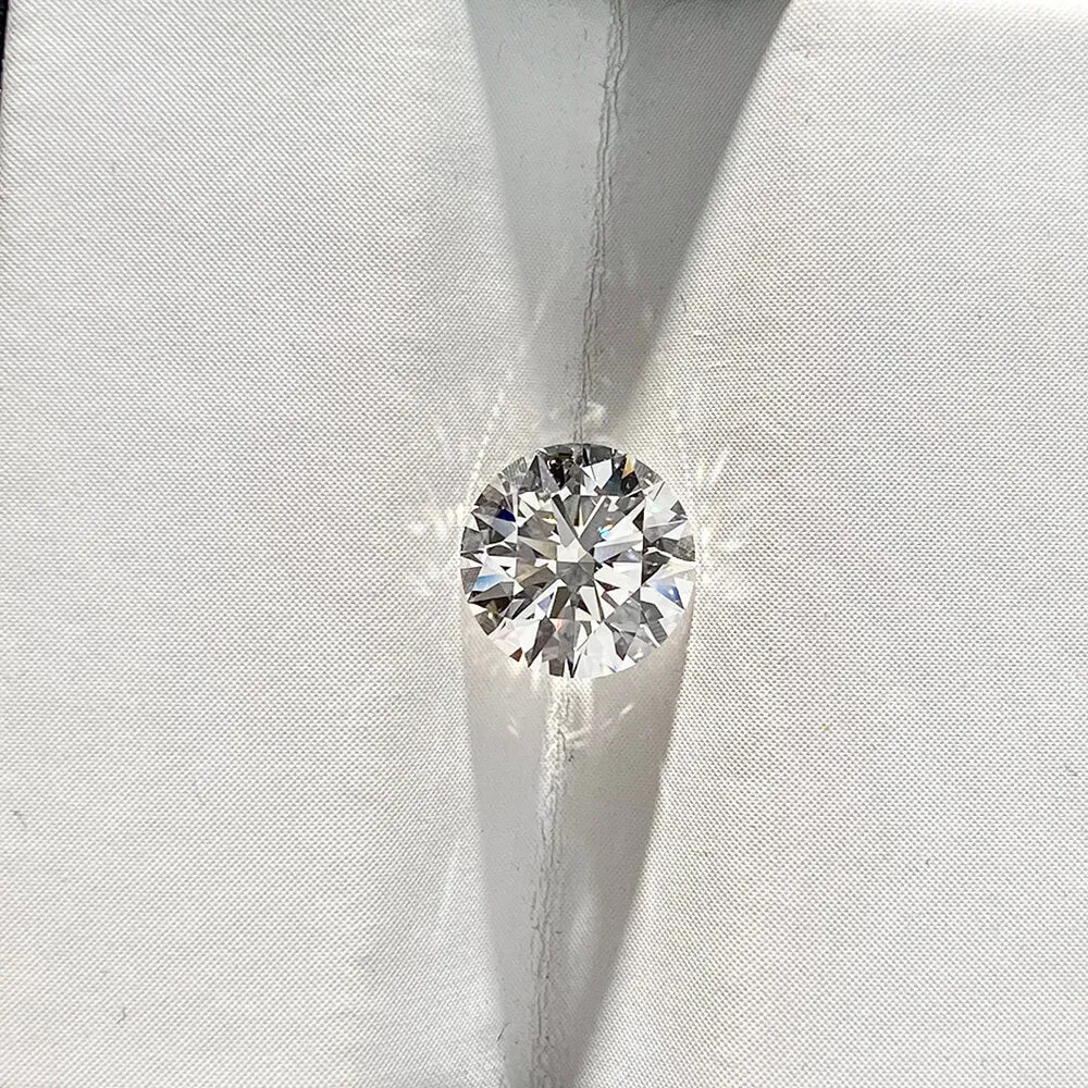 Lab-Grown 1.03 Carat E-VS1 Round Diamond