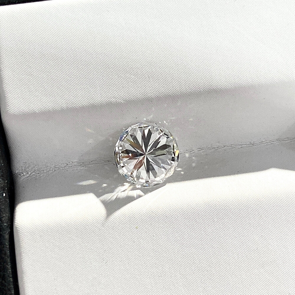 Lab-Grown 1.03 Carat E-VS1 Round Diamond