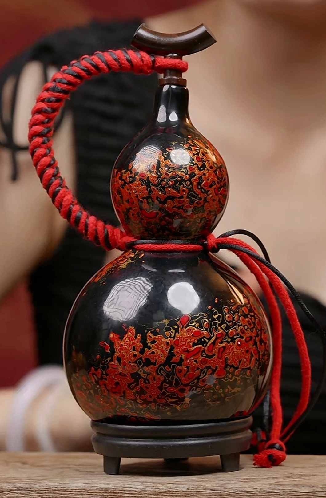  Lucky Oriental Feng Shui Gourd Flask - Handcrafted Good Luck Water Bottle for Whiskey, Tea & Outdoor 