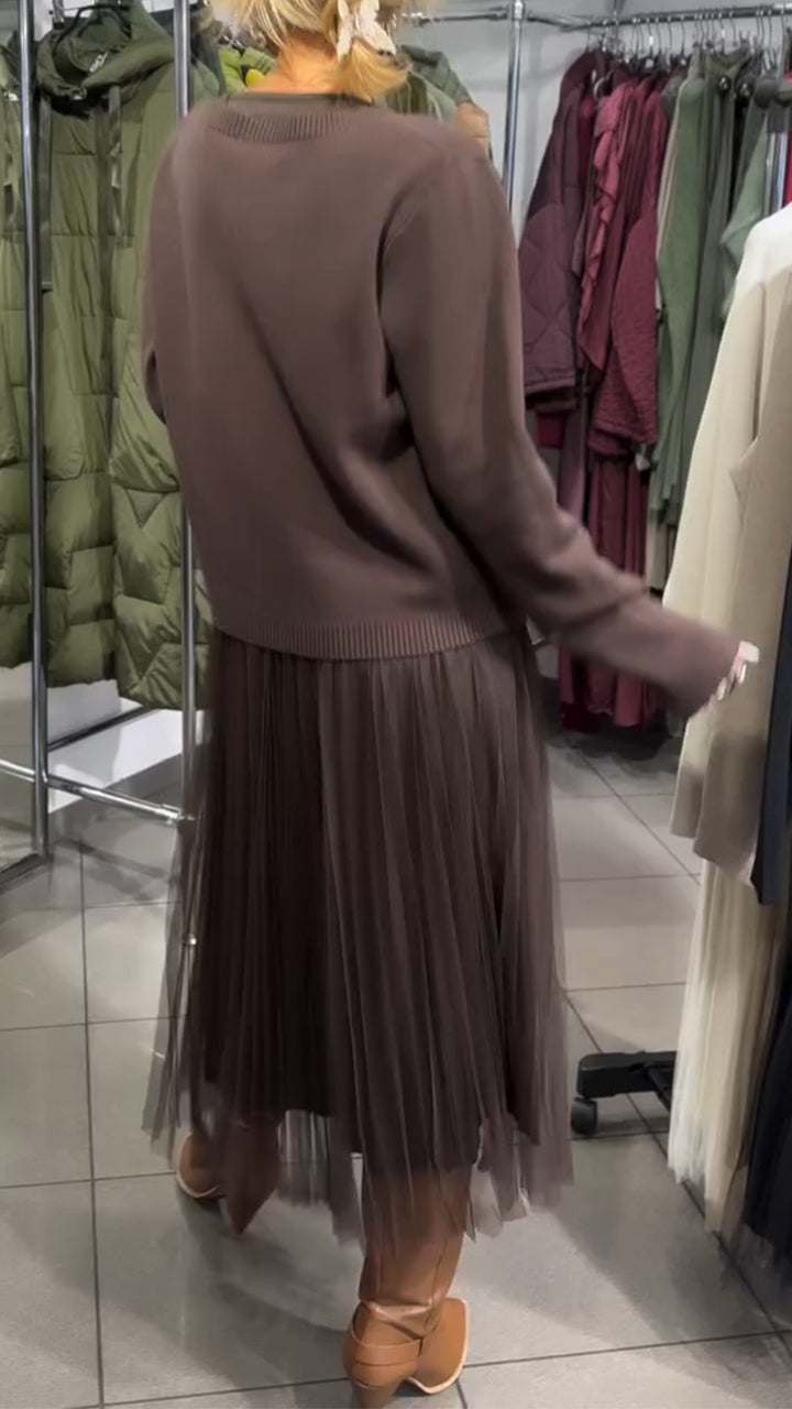 Sukienka damska z bocznym zamkiem błyskawicznym i łatkami