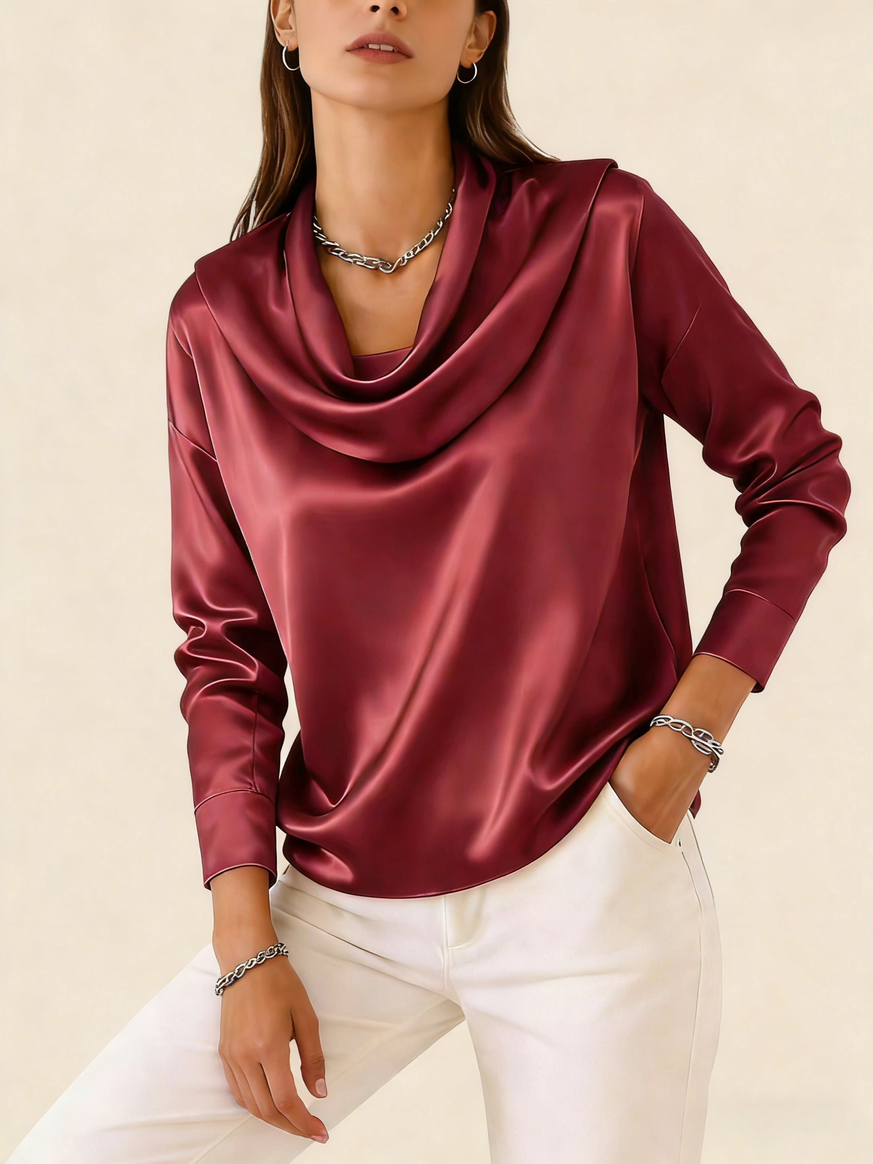 💖✨ Сатенена блуза с плисирана яка и дълъг ръкав – елегантен стил за всеки ден 👗🌸