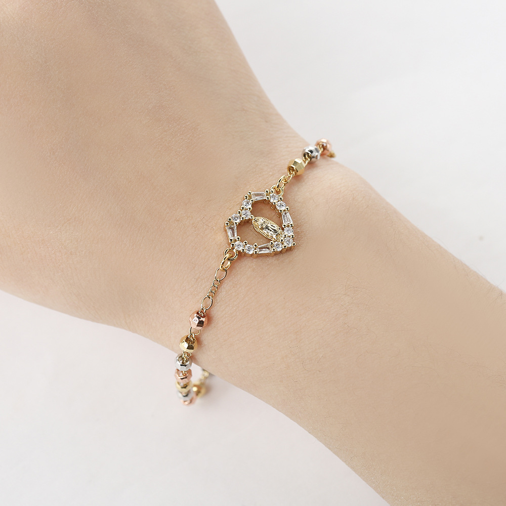 📢📢50% ОТСТЪПКА!!! ✝️Елегантна гривна с кристален кръст