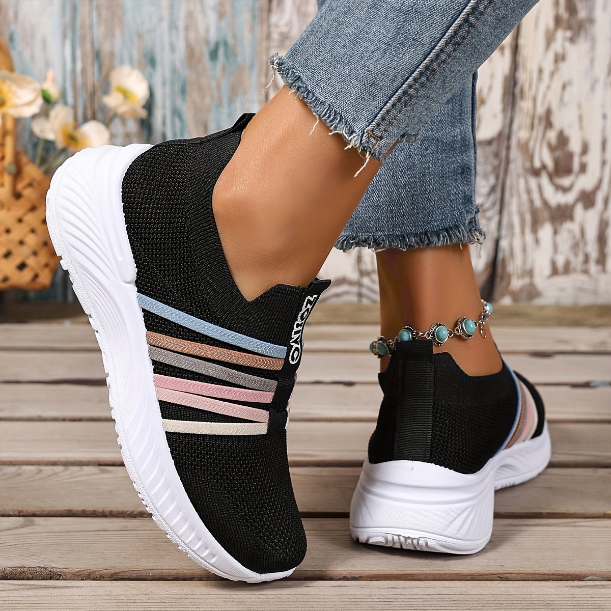 Damskie tenisówki z siateczki w paski