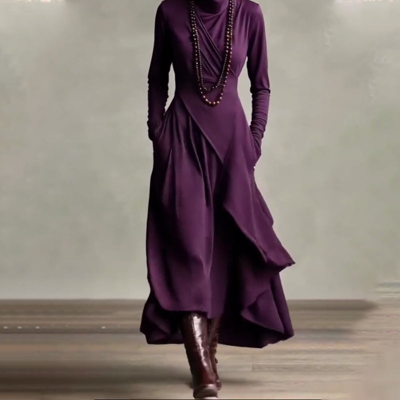 Elegancka, asymetryczna, drapowana sukienka maxi z wysokim dekoltem