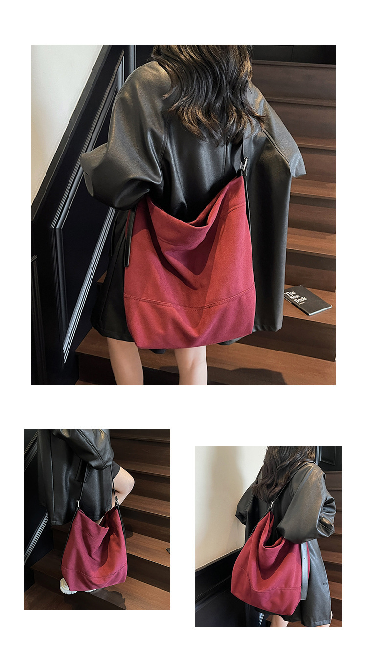 Jednobarevná taška s velkou kapacitou