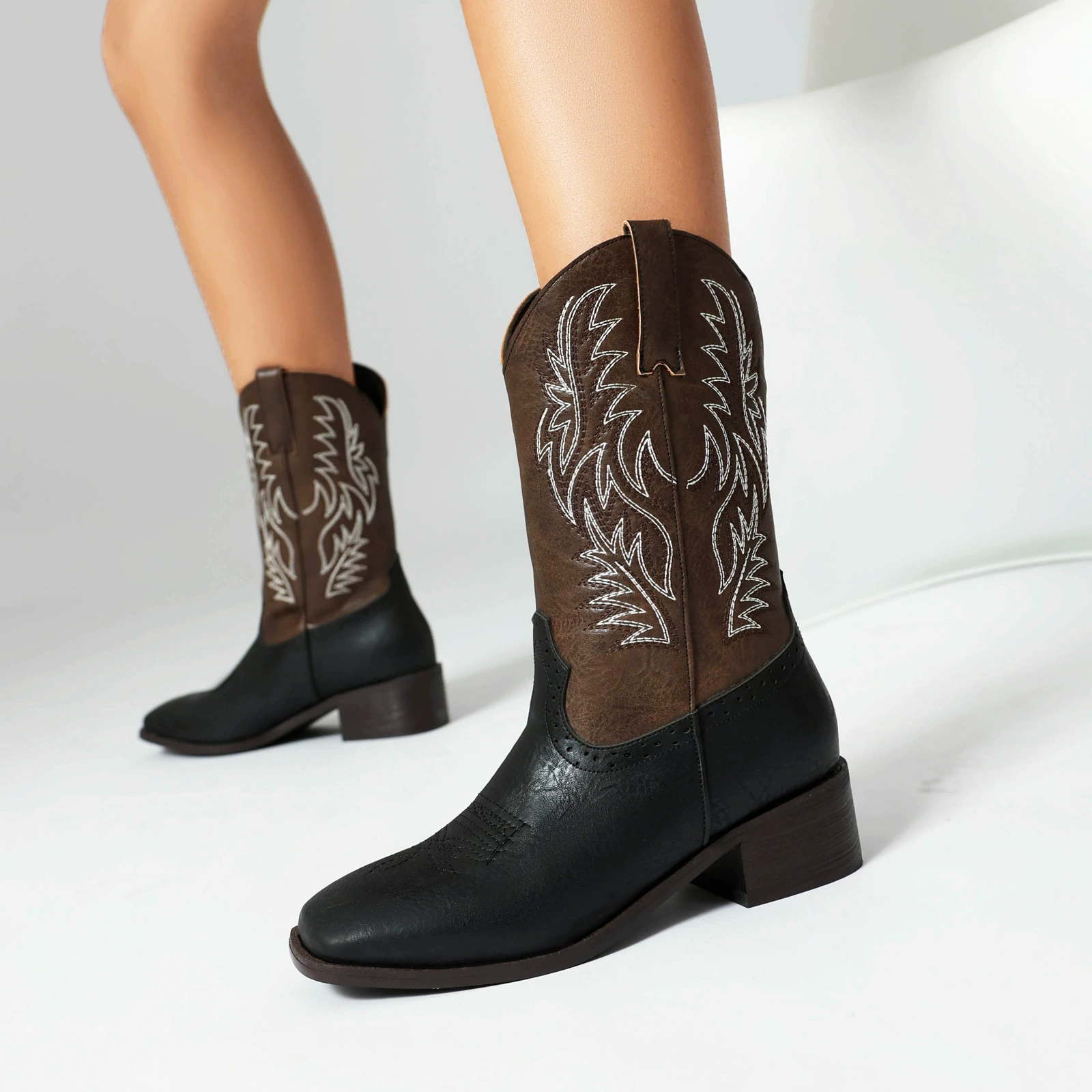 Nejprodávanější jezdecké boty z pravé kůže v Evropě a Americe