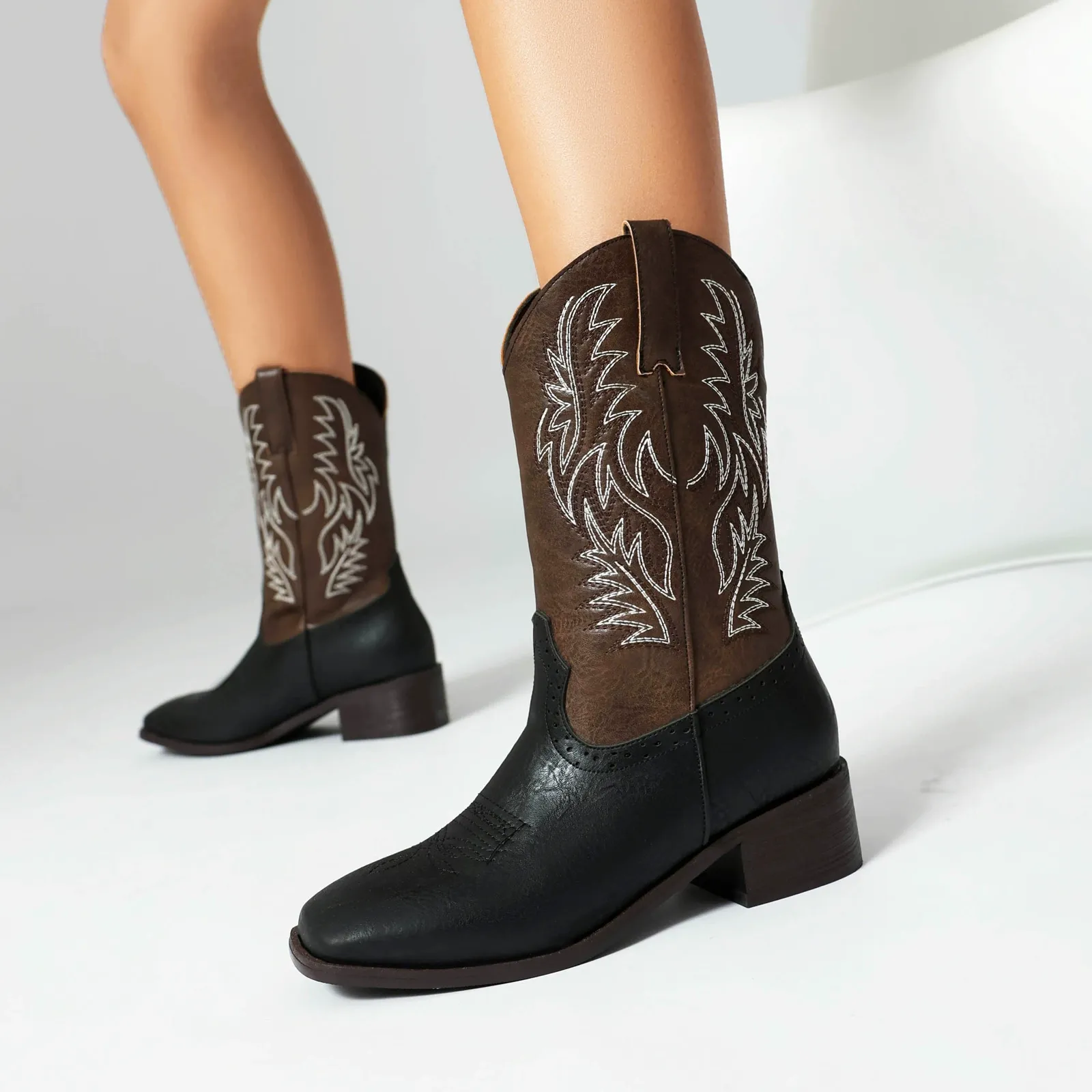 Nejprodávanější jezdecké boty z pravé kůže v Evropě a Americe