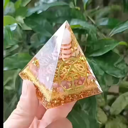 LiFire’s 6cm Five Elements Crystal Shard Pyramids (Bedroom Energy Alignment Collection)