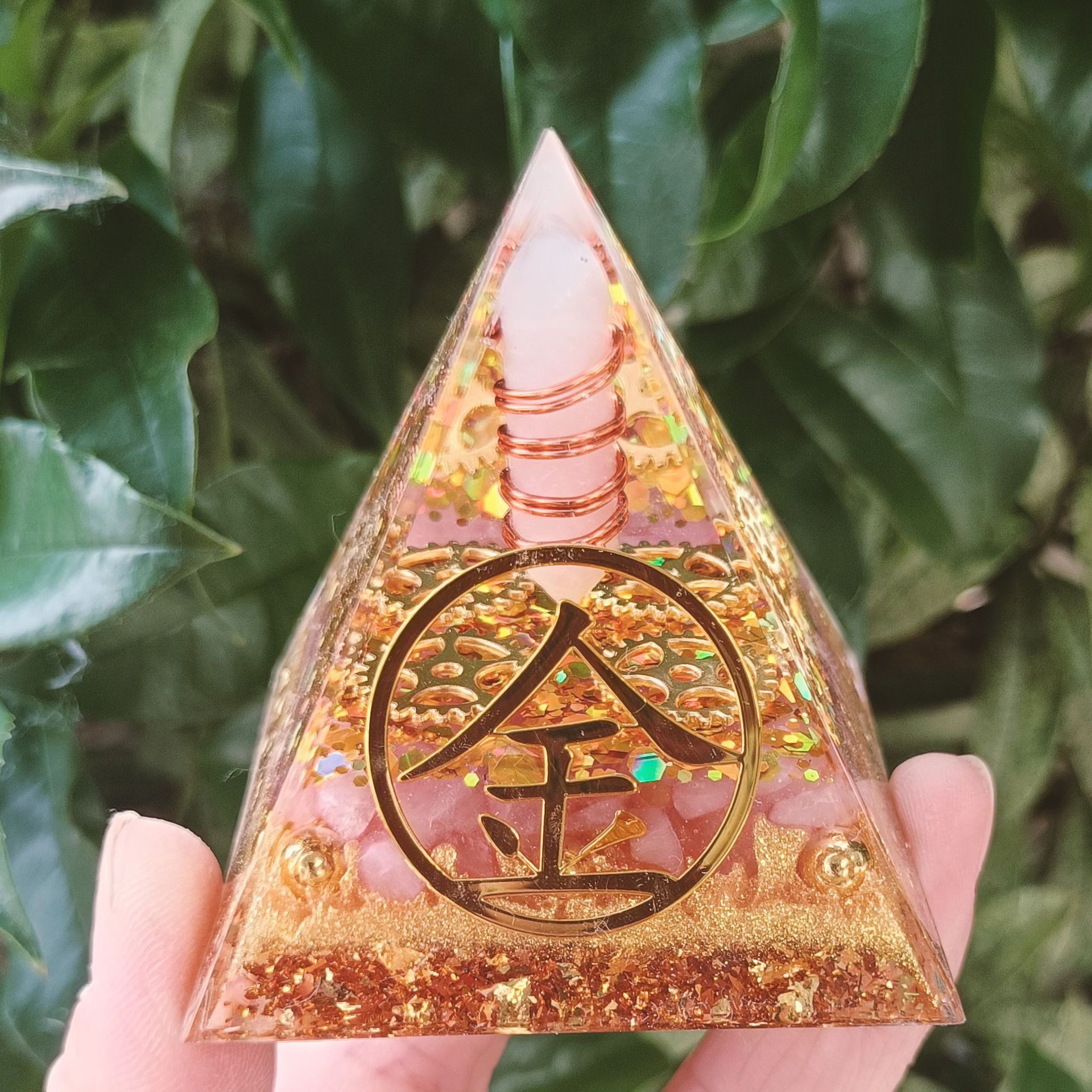 LiFire’s 6cm Five Elements Crystal Shard Pyramids (Bedroom Energy Alignment Collection)