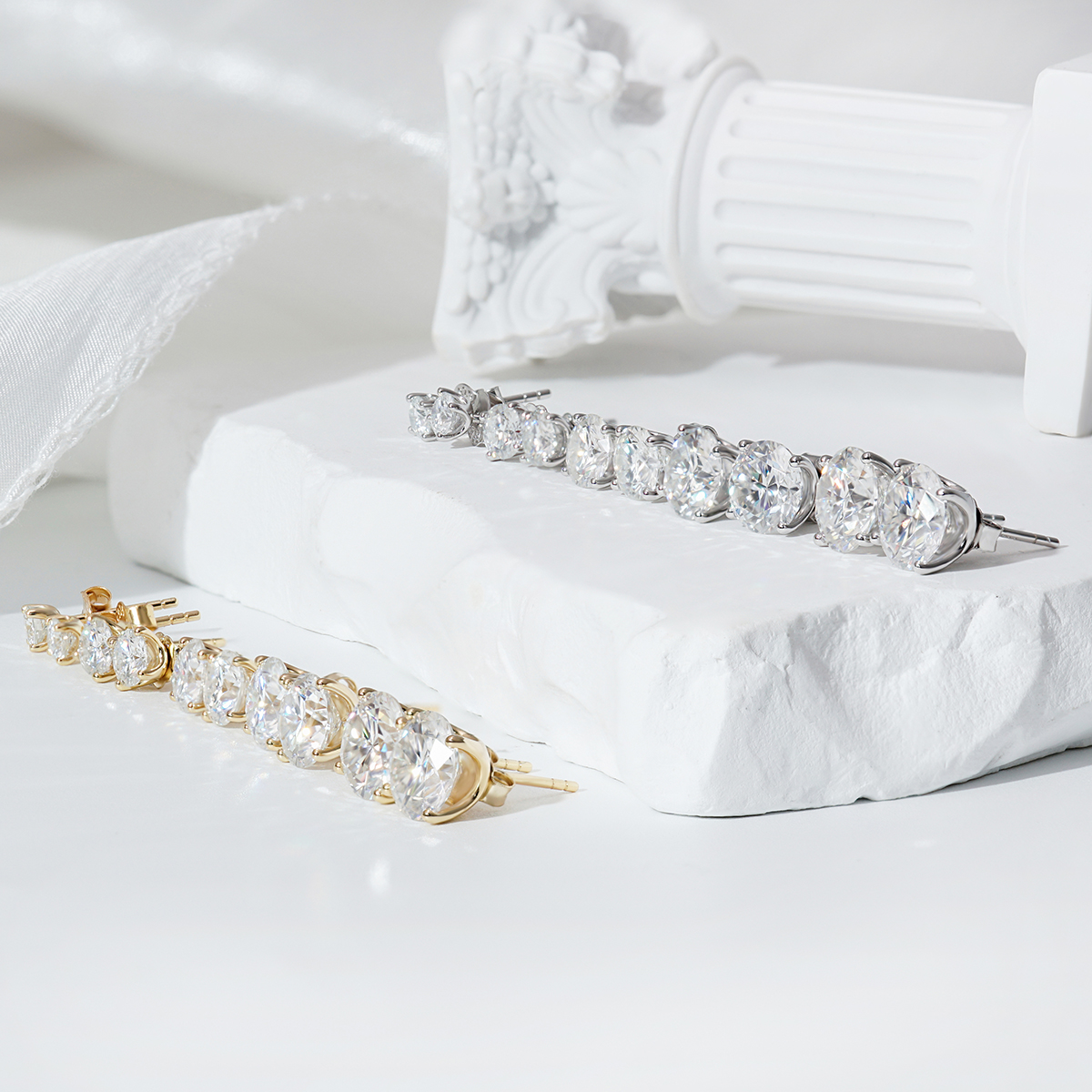 Solitaire Four Prong Earrings Screw/Butterfly Back Stud Earrings D-Color Moissanite & S925