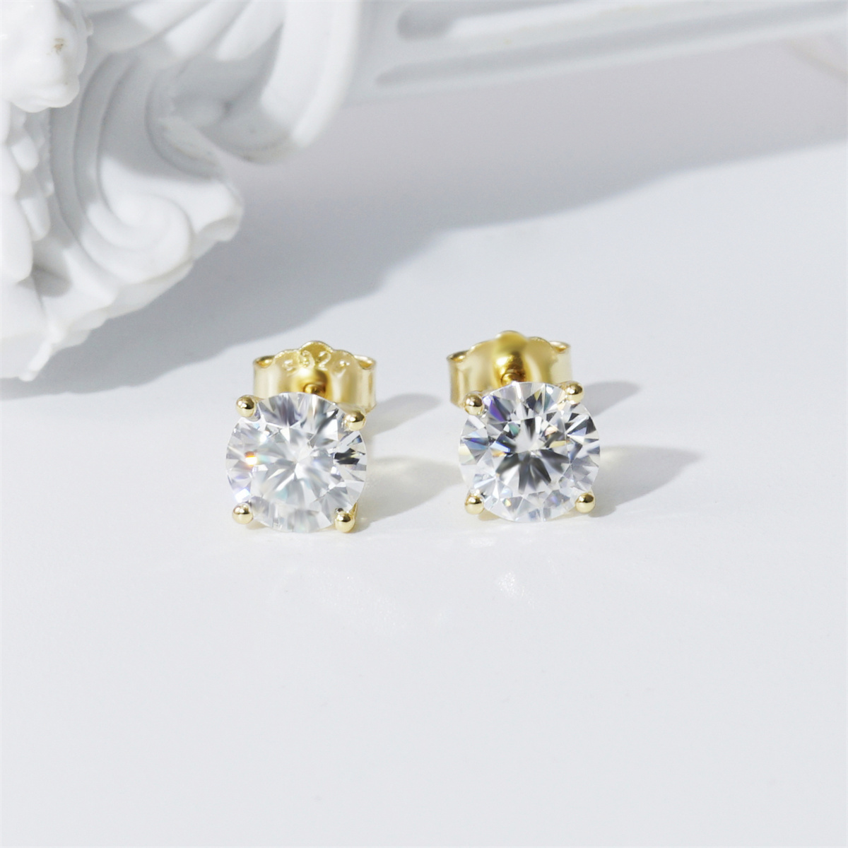 Solitaire Four Prong Earrings Screw/Butterfly Back Stud Earrings D-Color Moissanite & S925