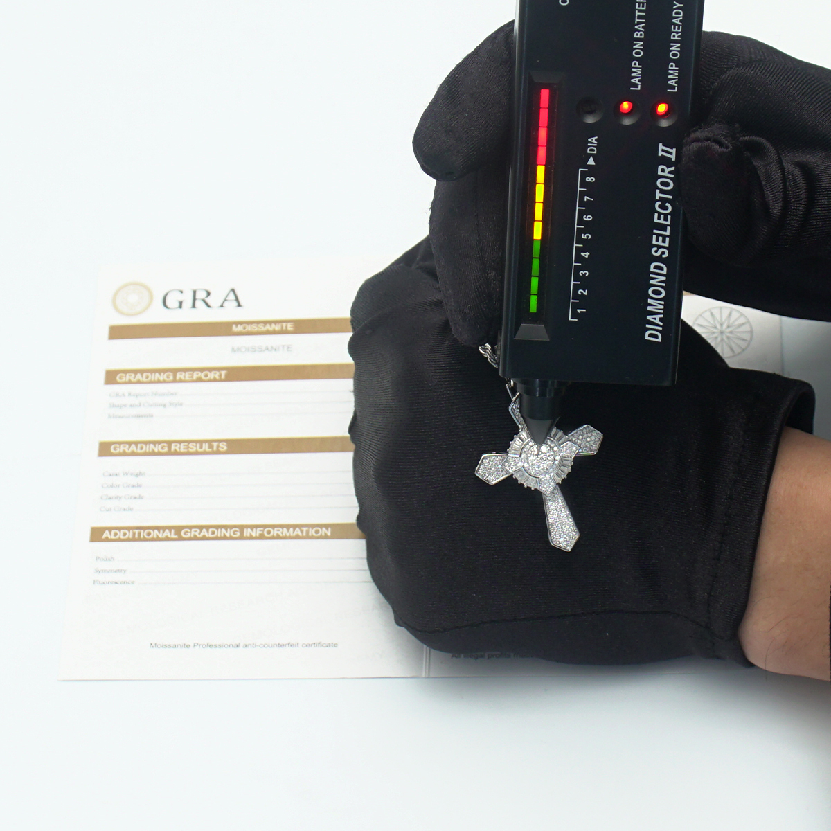 S925 Synthetic Moissanite Brillant Iced Out Rotatable Cross Pendant Necklace Birthday Anniversary Gift