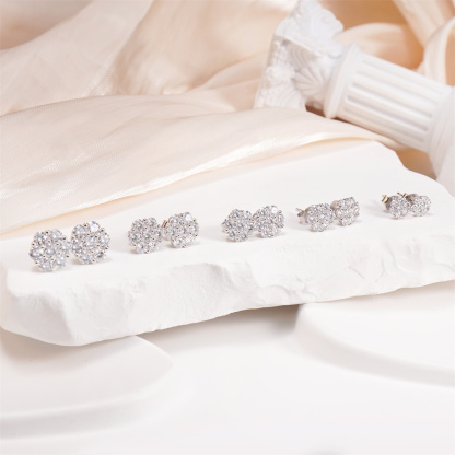 IcyBloom Floral Shine Stud Earrings 925S & VVS Moissanite