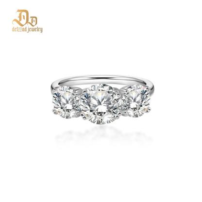 Delzzad S925 Round Cut VVS Synthetic Moissanite Three-Stone Prong Engagement Ring