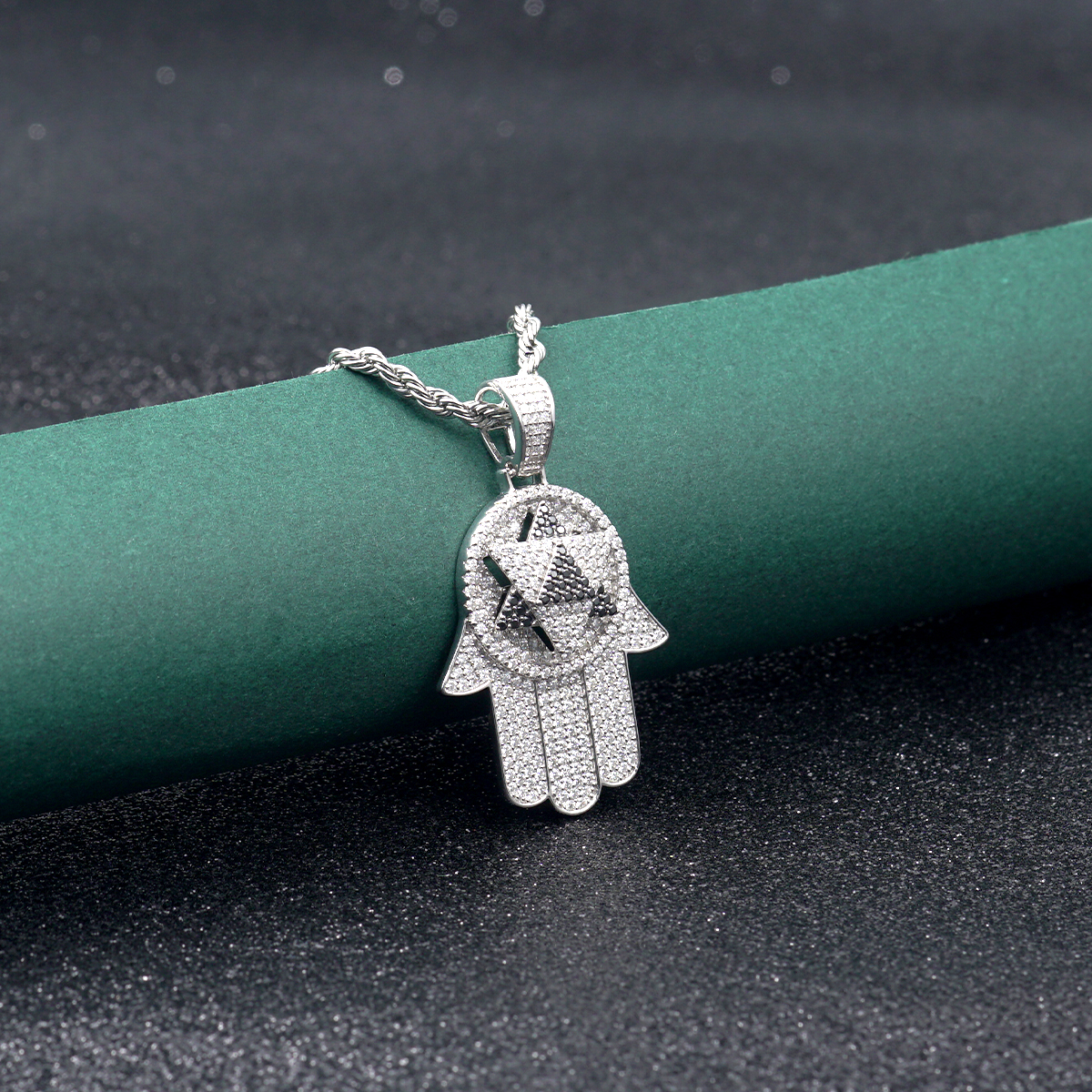 S925 2ct VVS Synthetic Moissanite Rotatable Bling Hand Charm Palm Pendant Necklace Anniversary Gift