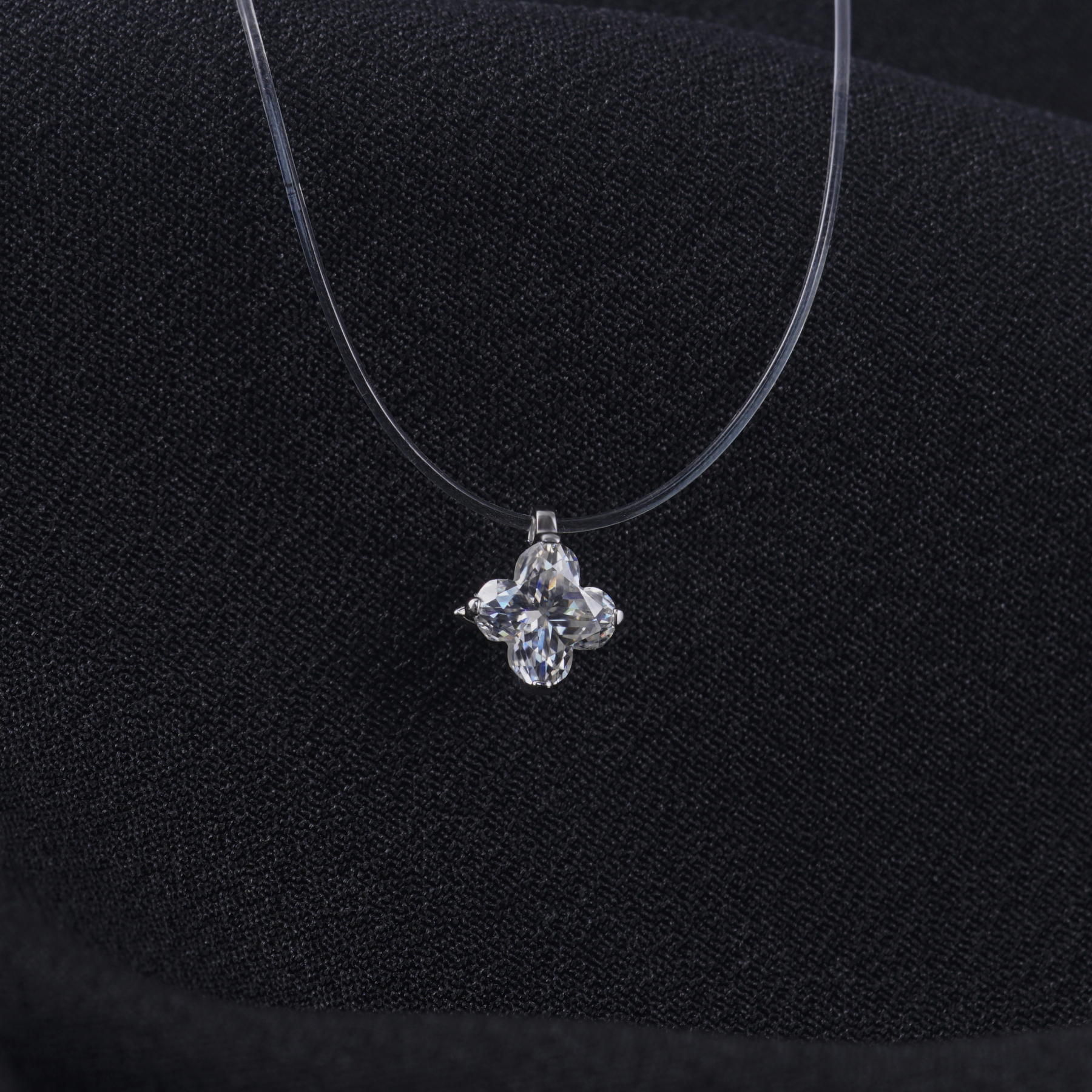 Delzzad 1ct Charming Clover Cut Pendant Necklace Fishing Line Chain Lab-Created Moissanite Necklace S925 Sterling Silver Moissanite Jewelry Engagement Wedding Anniversary Perfect Gifts