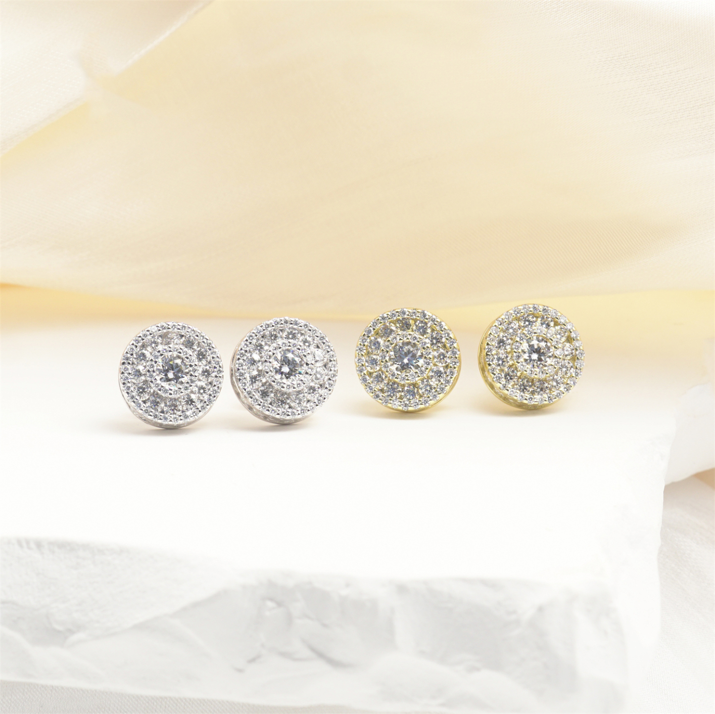 DIAMOLOCK Cluster Shine Stud Earrings 925S & VVS Moissanite