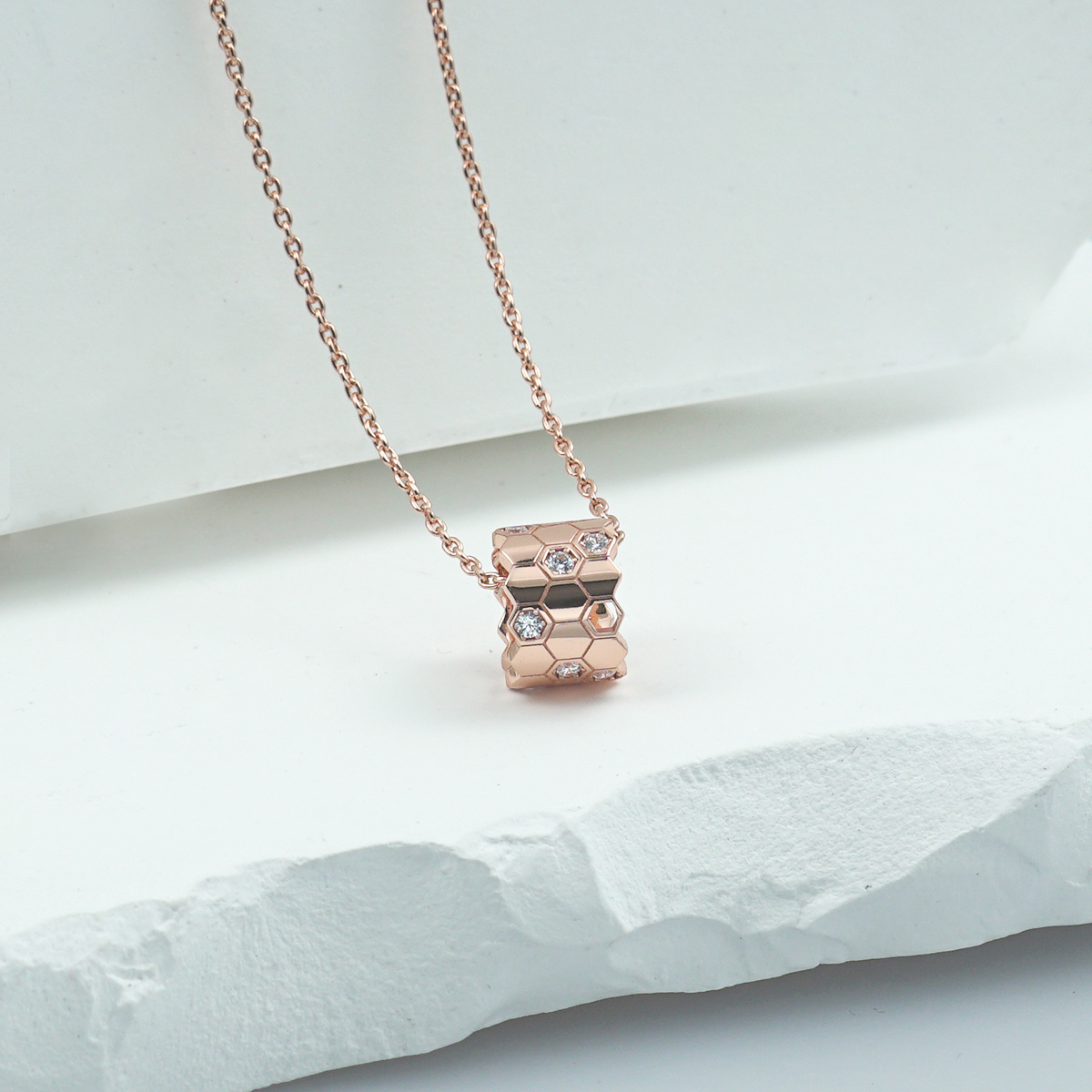 S925 Synthetic Moissanite Brillant Honeycombs Hexagon Necklace Birthday Anniversary Gift