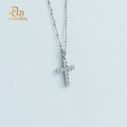 Delzzad S925 Synthetic Moissanite Cross Necklace 18inches