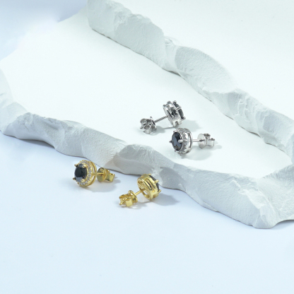 ICEBURST Halo Spark Stud Earrings 925S & VVS Moissanite