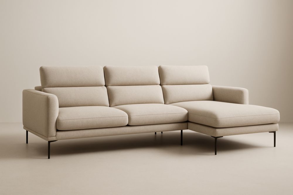 Divano angolare in tessuto poliestere beige con gambe in acciaio