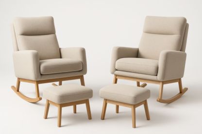 Ensemble de deux fauteuils à bascule en tissu beige avec repose-pieds