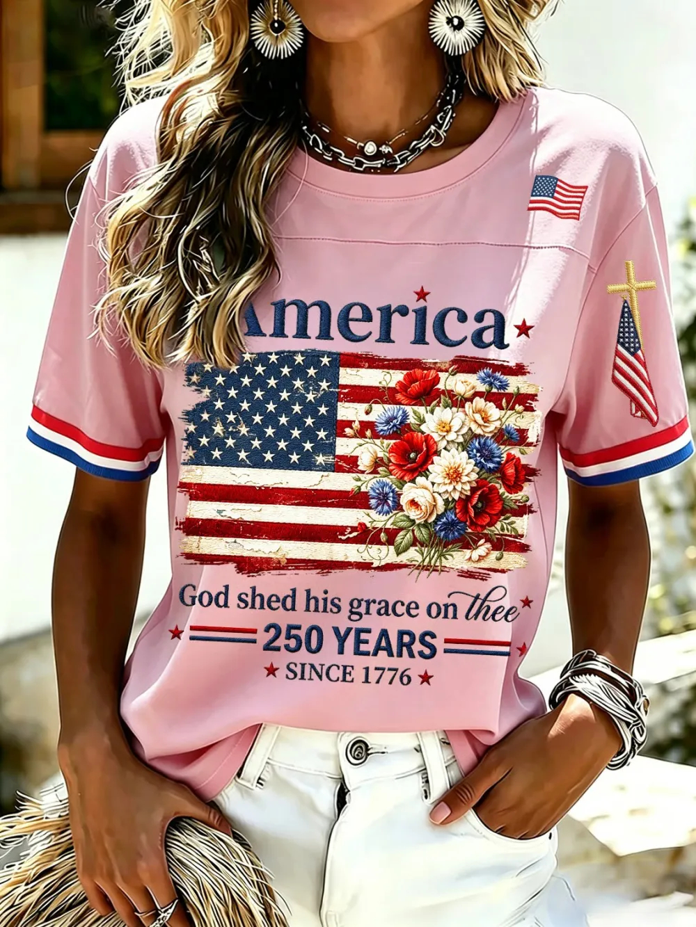 Women’s Patriotic 4th of July T-Shirt - America Floral Flag Print, God Shed His Grace on Thee, 250 Years Since 1776 Casual Tee