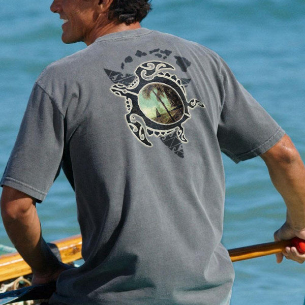 Honu Island short-sleeved T-shirt with round neckline