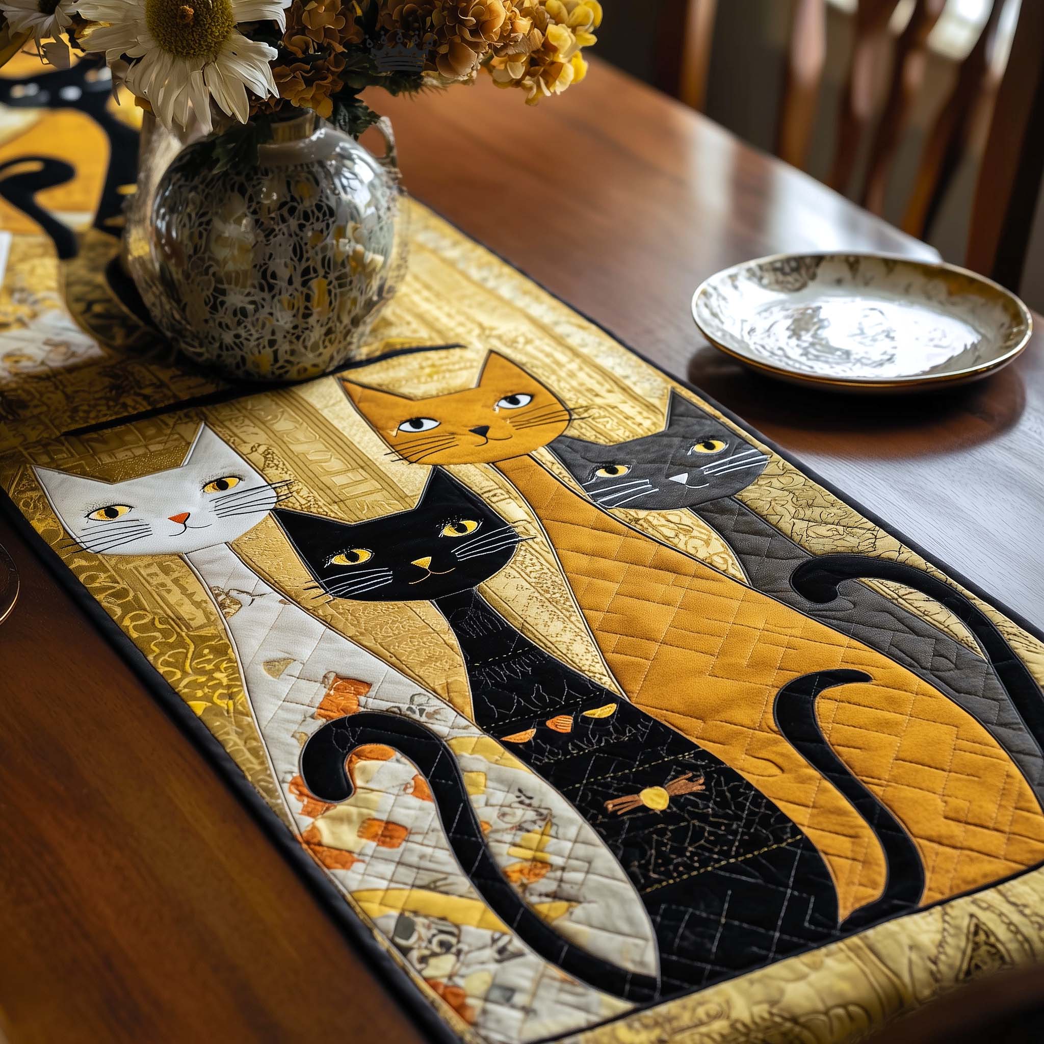 Patchwork Purr Quilted Table Runner GFTOTP16390