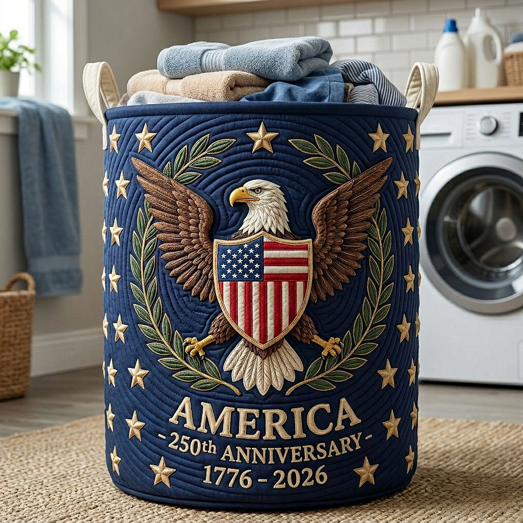 Heritage Patch Quilted Laundry Basket GFTOTP18115