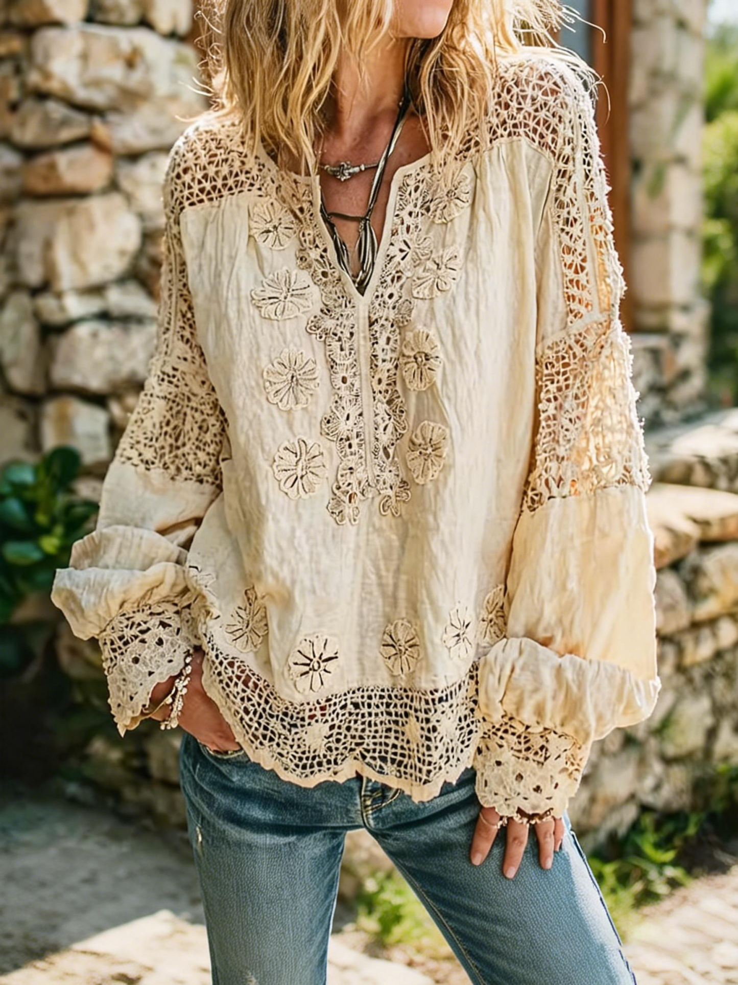 Women's Retro Floral Lace Embroidery Art V-neck Shirt