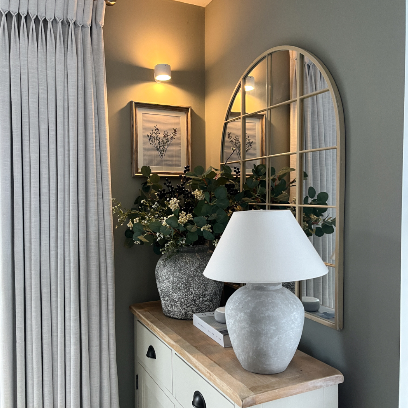 360° Rotating Magnetic Night Light - Portable Touch Remote Control Adjustment