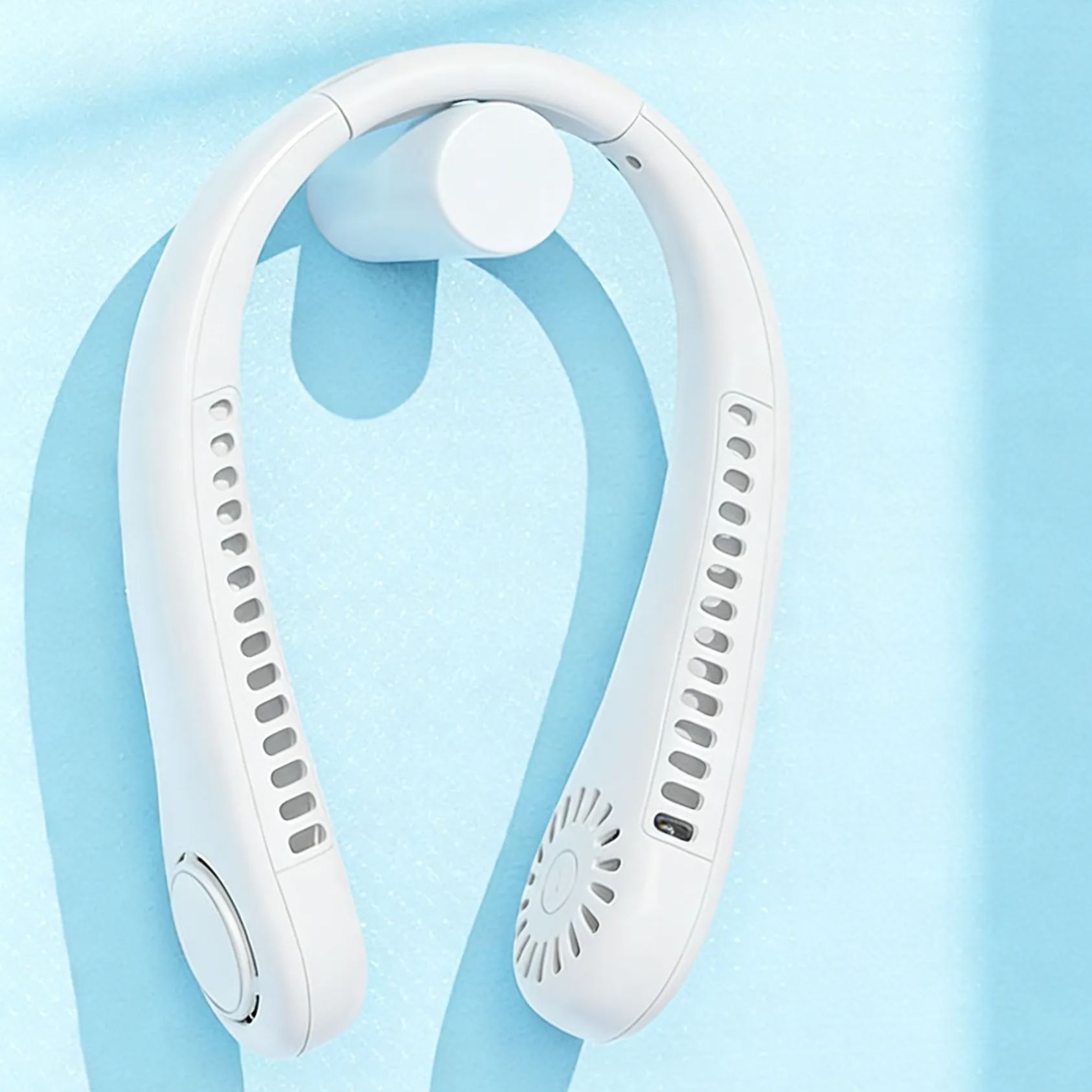 Neckband bladeless fan - portable and quiet for running and exercise