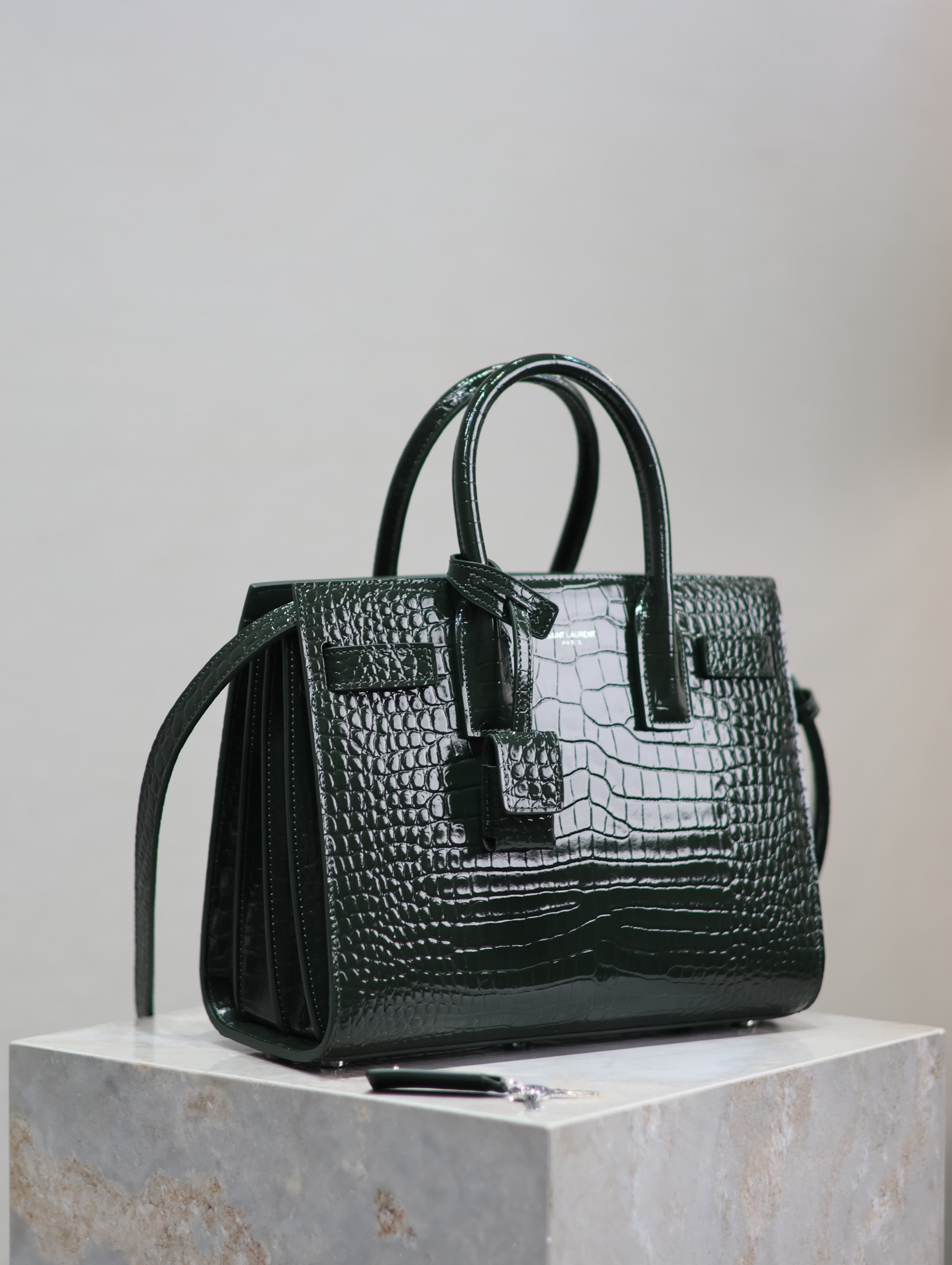 Saint LaurenX SAC DE JOUR IN CROCODILE-EMBOSSED LEATHER - BABY