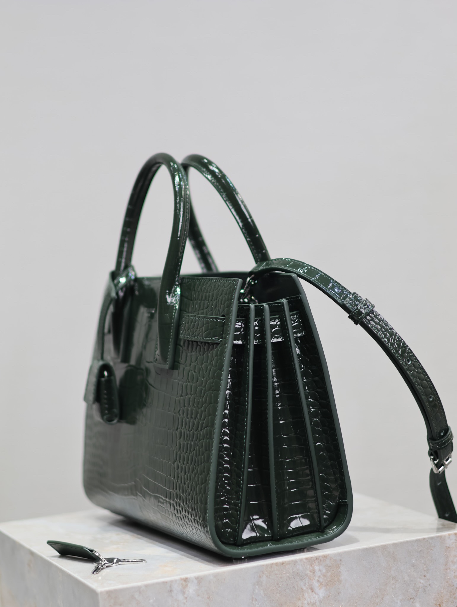 Saint LaurenX SAC DE JOUR IN CROCODILE-EMBOSSED LEATHER - BABY