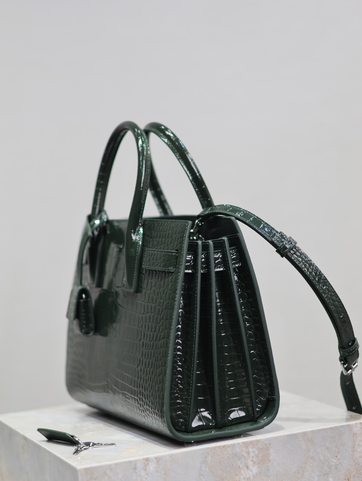 Saint LaurenX SAC DE JOUR IN CROCODILE-EMBOSSED LEATHER - BABY