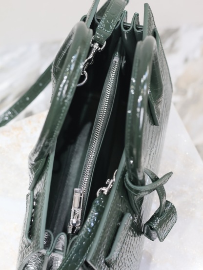 Saint LaurenX SAC DE JOUR IN CROCODILE-EMBOSSED LEATHER - BABY